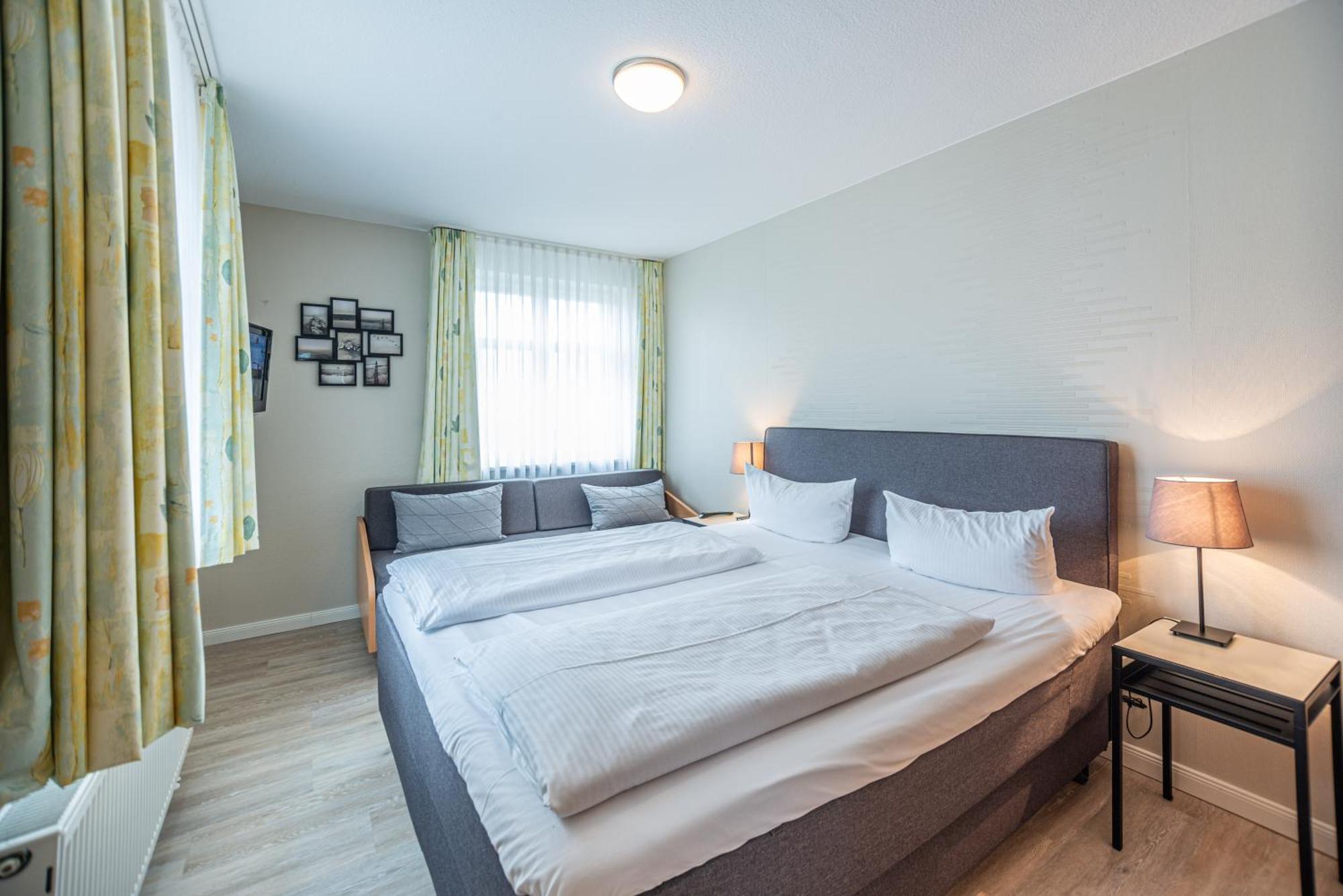 Am Weststrand Apartmenthaus Waldeck Kuehlungsborn Exterior photo