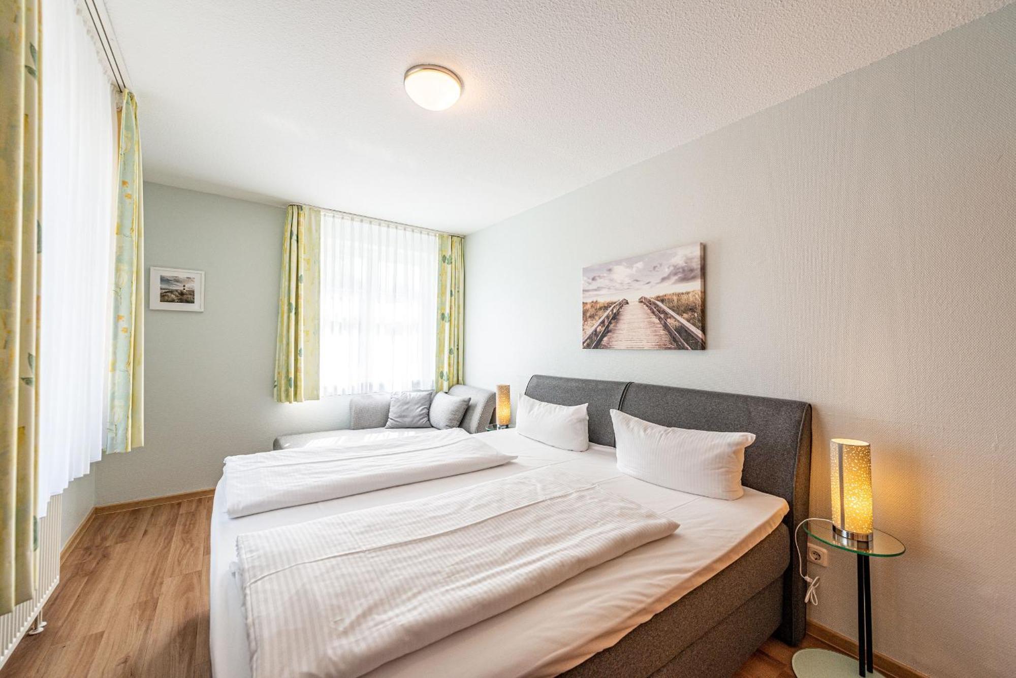 Am Weststrand Apartmenthaus Waldeck Kuehlungsborn Exterior photo